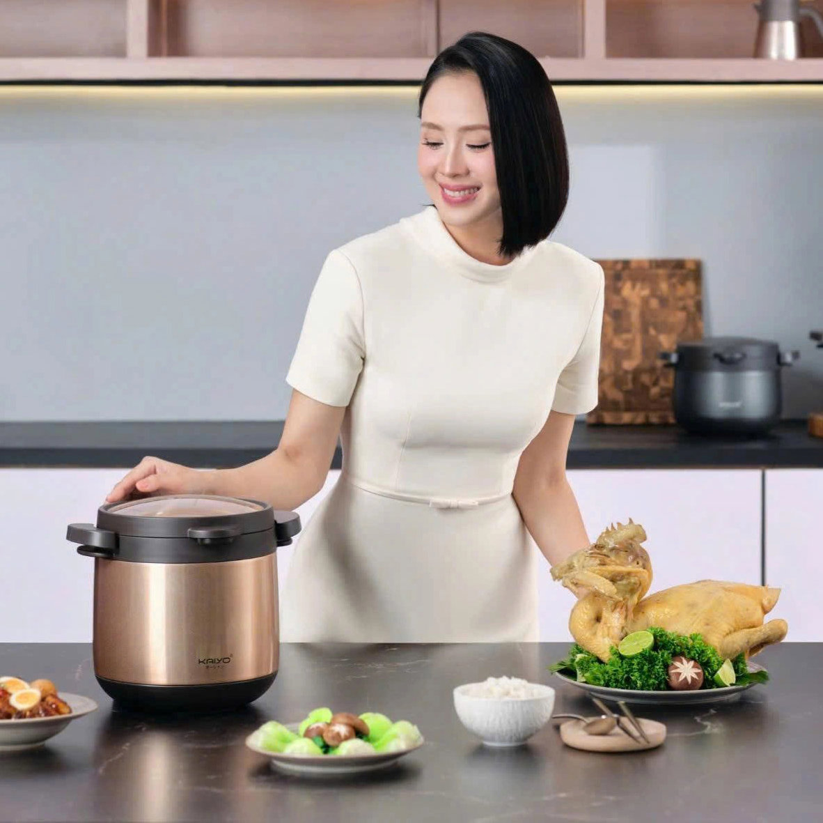 Nồi ủ chân không Kitchen Mate Kaiyo 4,5L KTC-6896